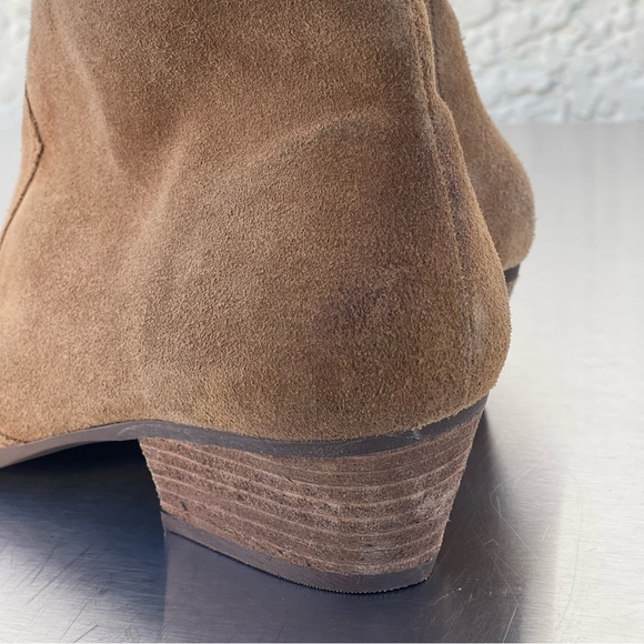 NEW ⭐️ Vince Camuto Brown Suede Ankle Boots Size 10 Women’s - Picture 3 of 5